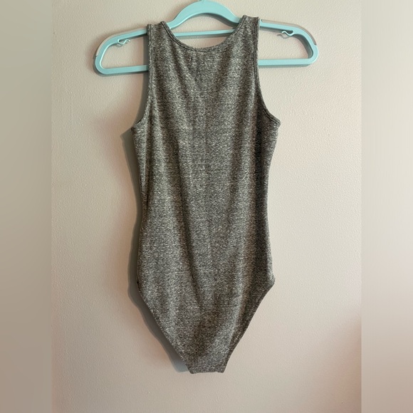 Madewell Heather Grey Sleeveless Indy Henley Bodysuit, Sz S, NWOT - Picture 4 of 7